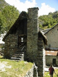 Moulin à eau (ancien) Villar-Loubière)